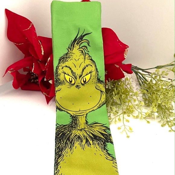 COPY - Grinch socks. NEW ITEM    ( Unisex  Adult ) - Picture 1 of 4